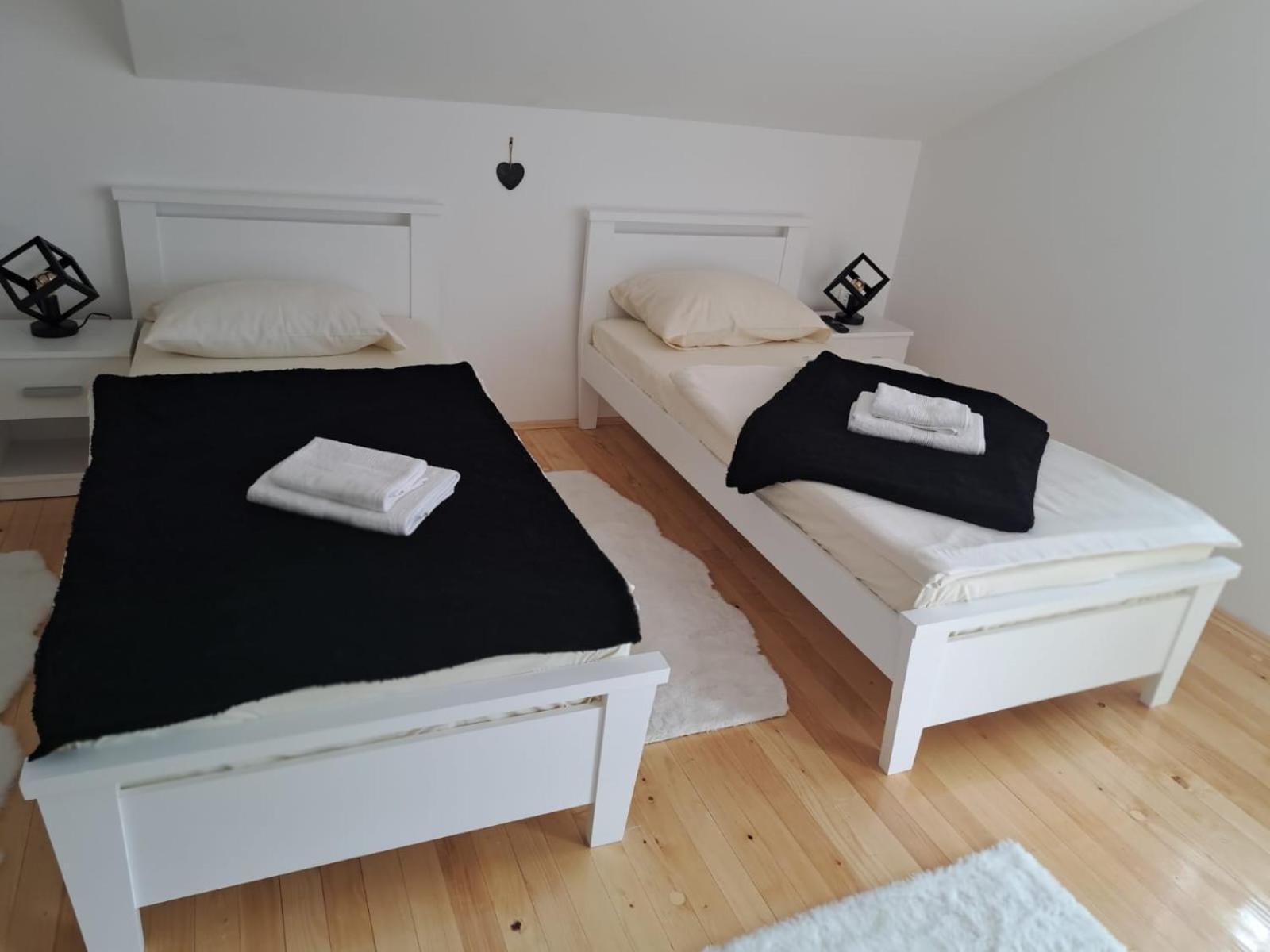 Sobe Zizi Bed and Breakfast Jajce Εξωτερικό φωτογραφία
